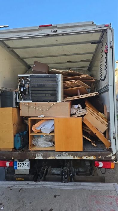 Вывоз мусора Утилизируем мебель хлама  ,