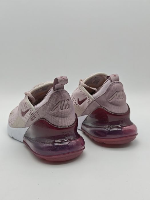 Nike Air Max 270