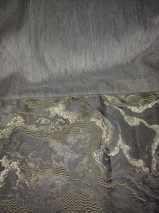 Продам шторы новые