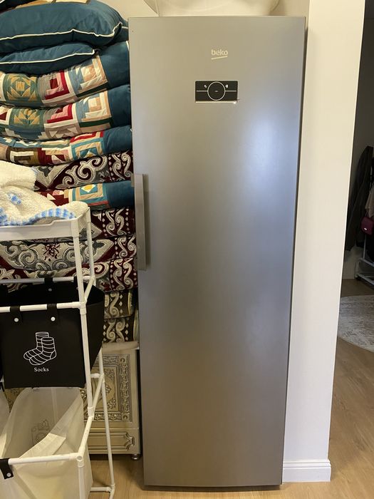 Продам морозильник / морозильный шкаф