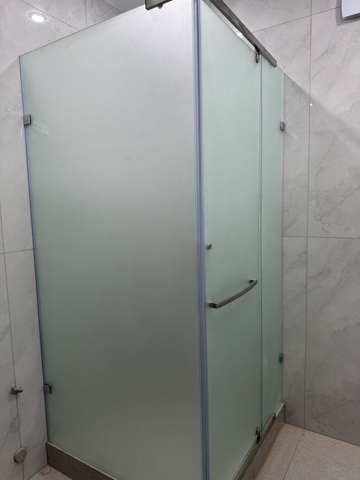 Новая душевая кабина