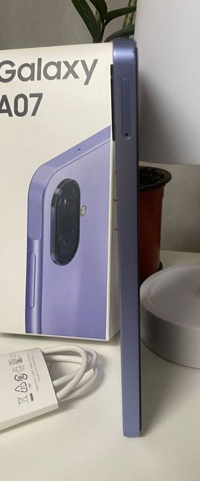 Samsung  A07. С коробкой!