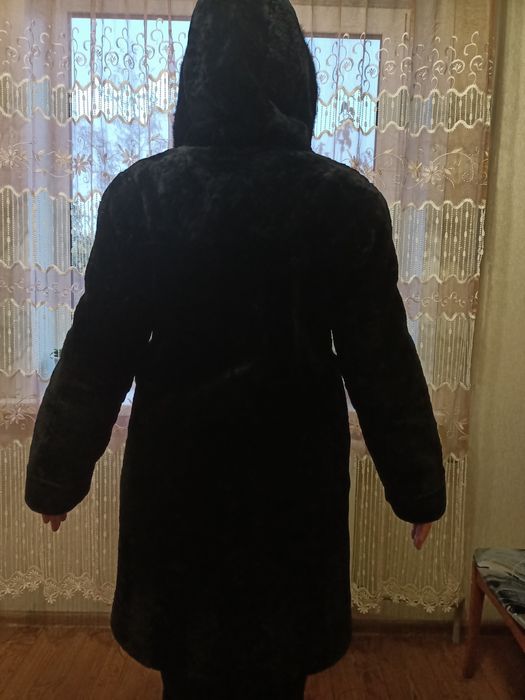 Шуба цигейковая!