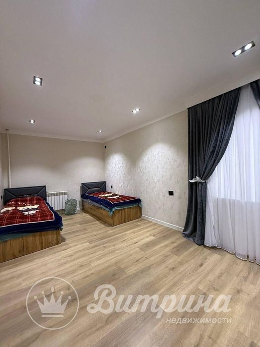 Буюк Ипак Йули 4-комнатная