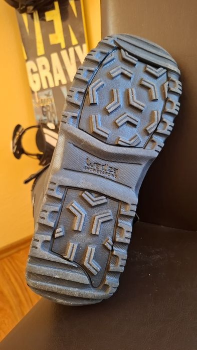 Vând Set complet Snowboard  Boți placă