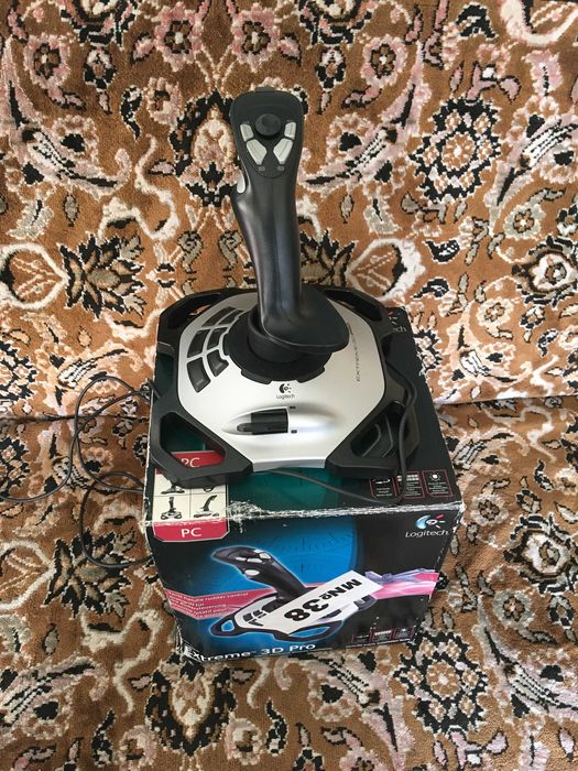 Продам джойстик Logitech Extreme 3D Pro