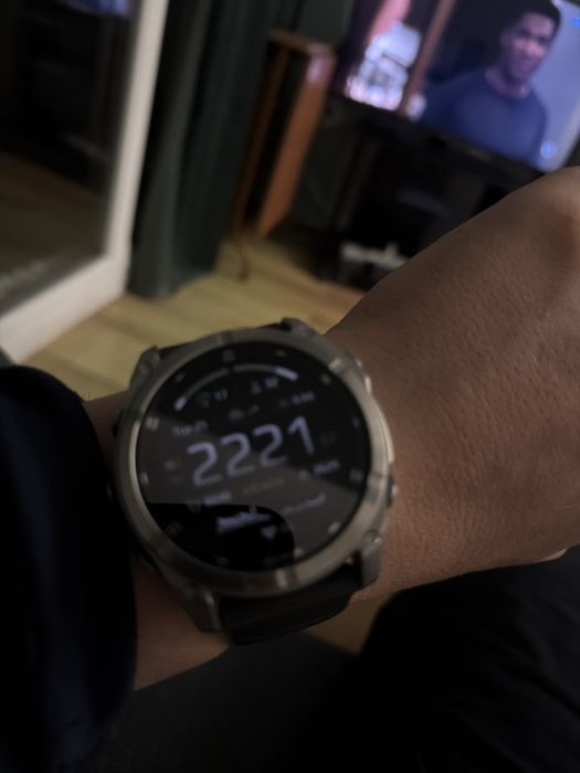 Garmin Fenix 8 AMOLED смарт часовник