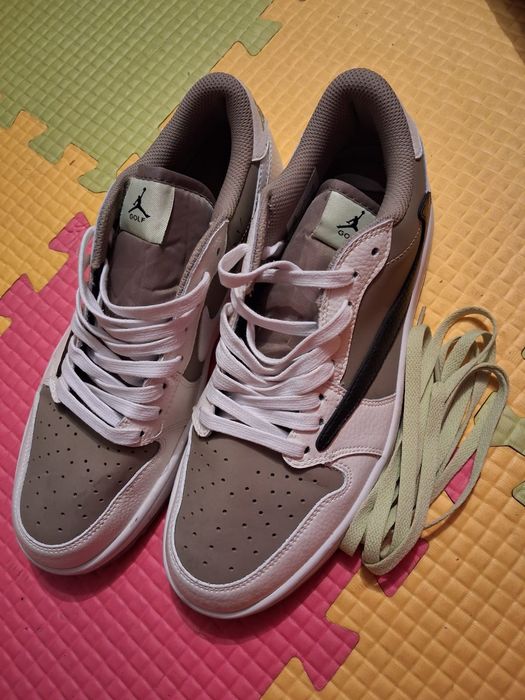 Продам кроссовки найк