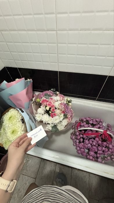 цветы + шарики.