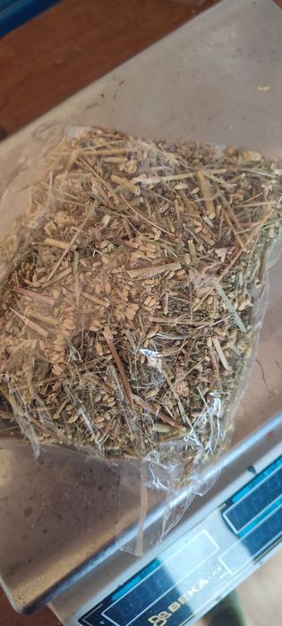 Корм для кроликов трава