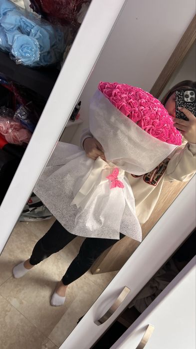 Ръчно изработен букет 101 рози