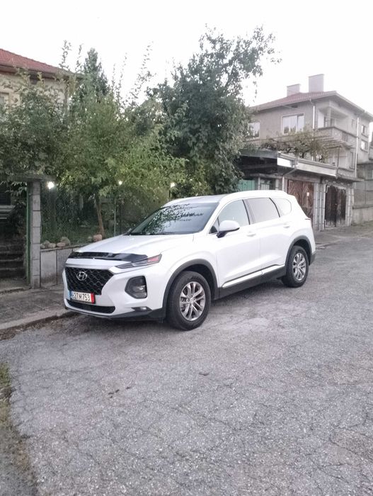 Продавам Хюндай Санта Фе 2019 година нов внос
