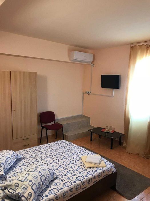 Militari, Apusului regim hotelier