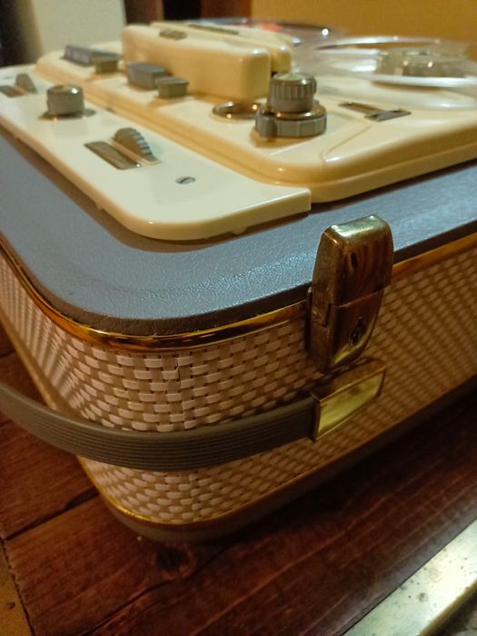 Telefunken m 85 restaurat de expozitie