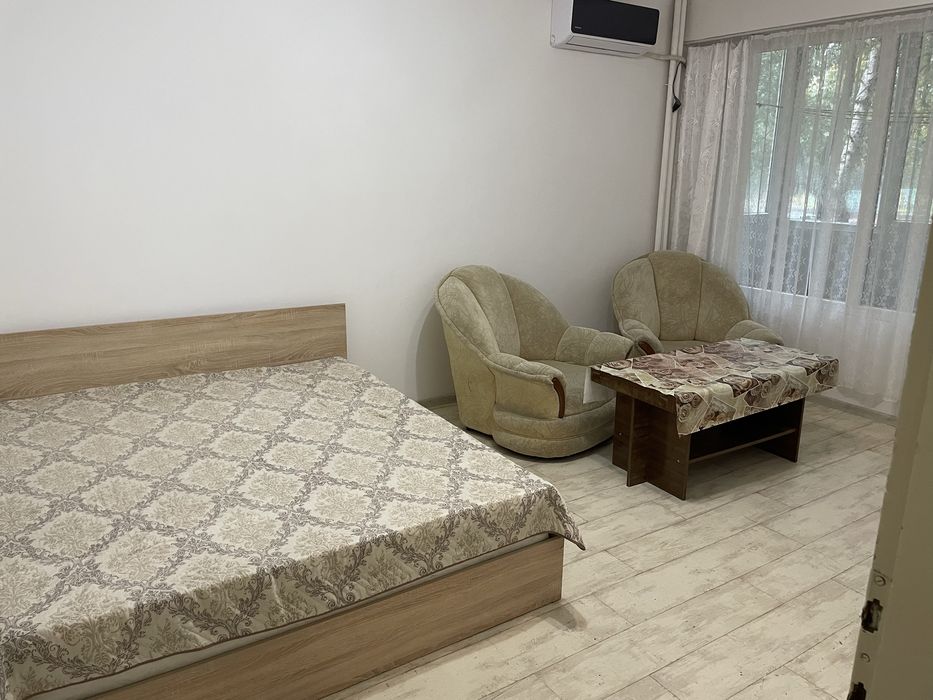 Дава се под наем Двустаен апартамент в Пловдив, Западен - 50 кв.м за 357 € - Снимка #2