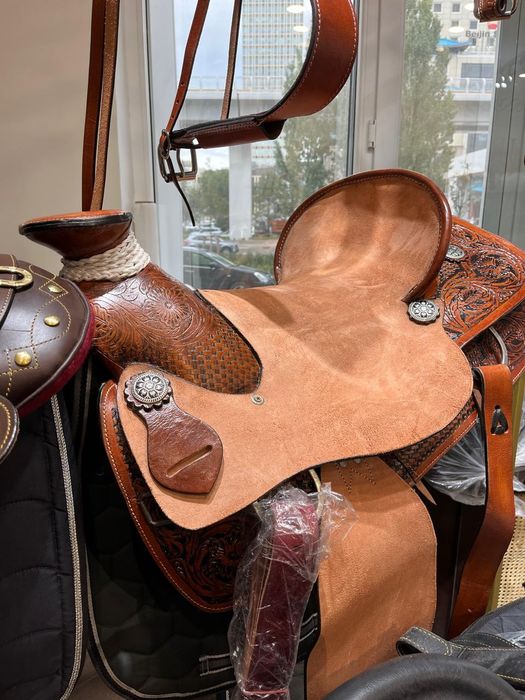 Седло  для лошадей Ертокым