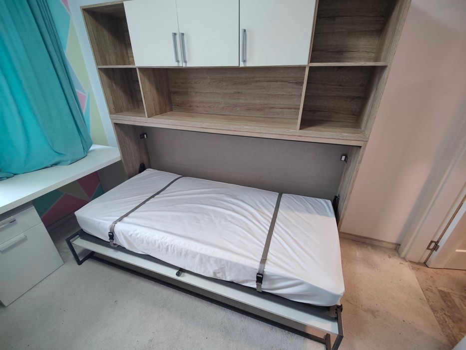 Падащо сгъваемо легло