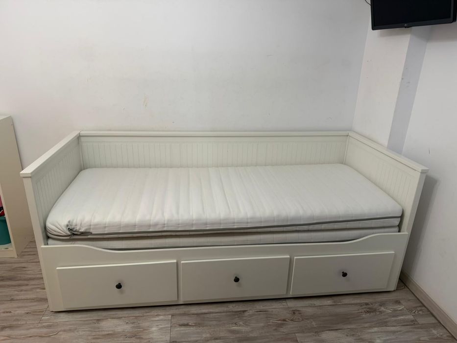 Pat Divan Ikea cu 3 sertare