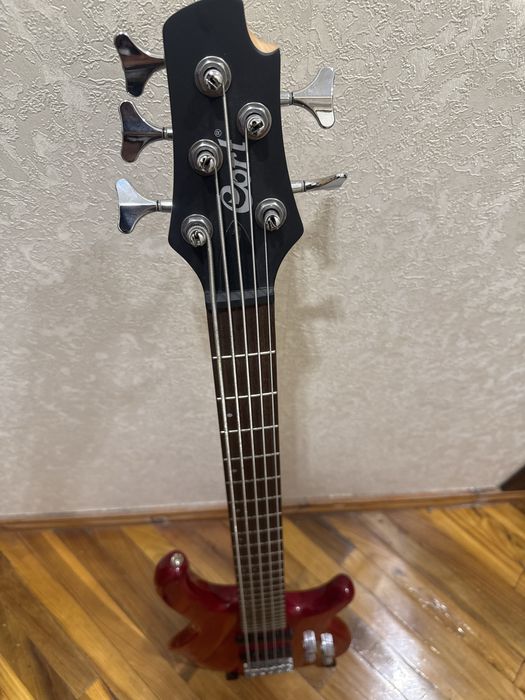 Cort Action Bass V Plus
