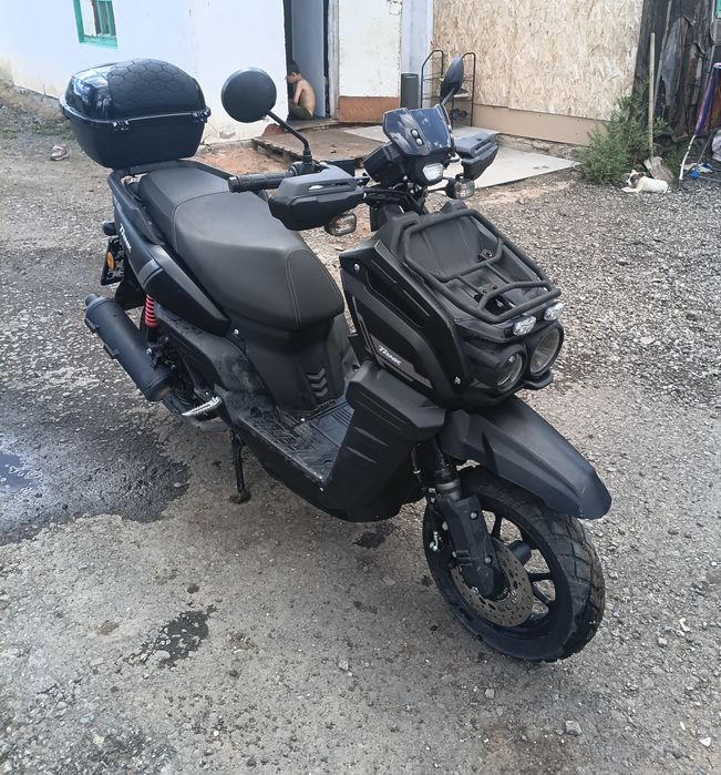 Продам скутер Танк ABS