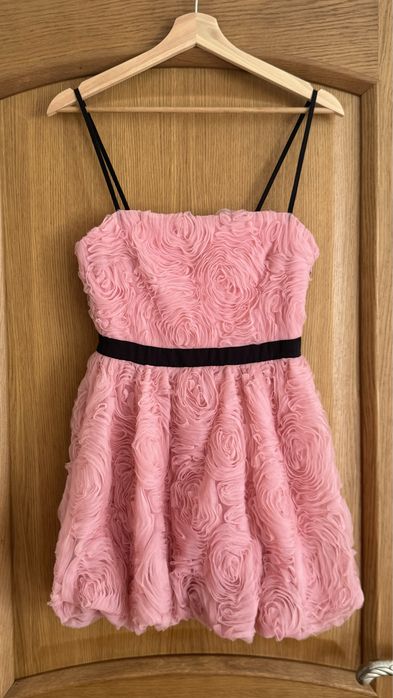 Розовое платье Zara