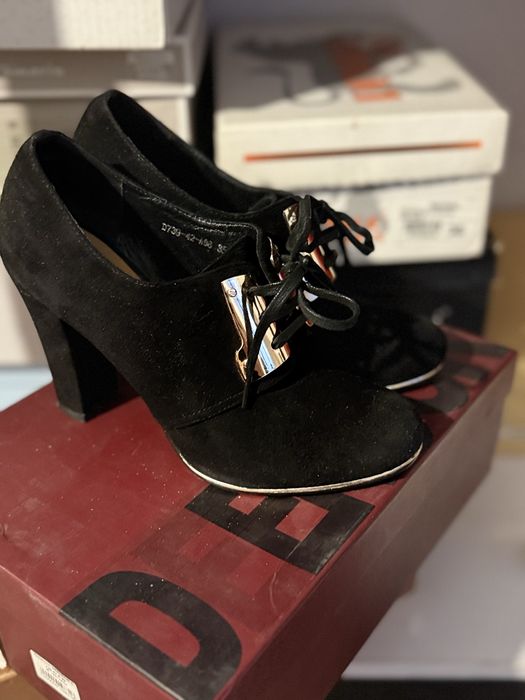 Продам обувь новую и б/у, все кожанные, размер 35-36, цены по запросу