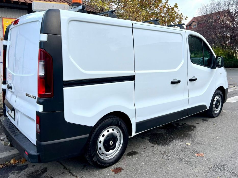 Renault Trafic 2016 - 80.000 km ! - stare foarte bună!