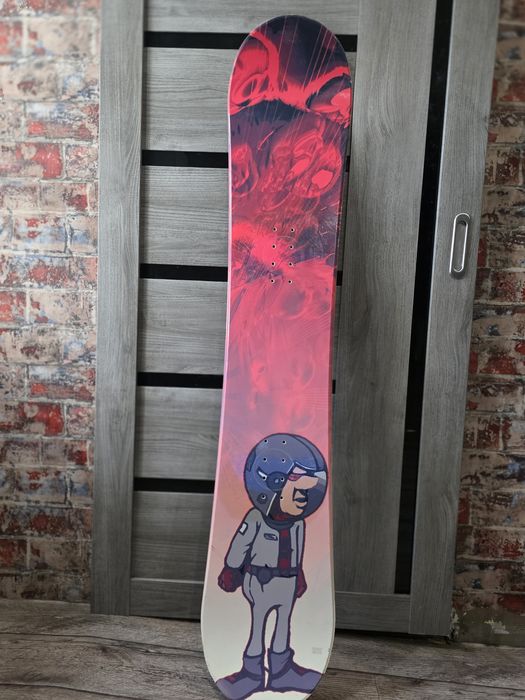 Доска сноуборд .
