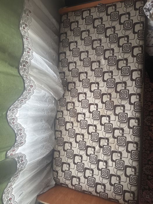 Продаю кровать.