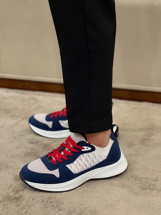CD B30 White/Red/Navy