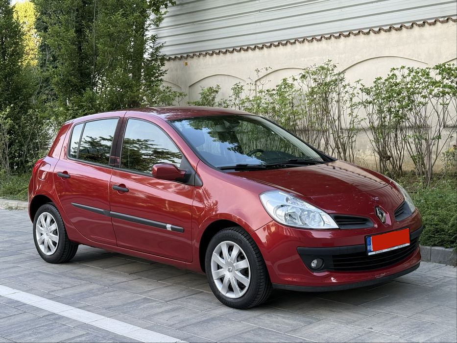 Renault Clio Unic Proprietar 1.4 16V 98 cp benzina cu climatronic