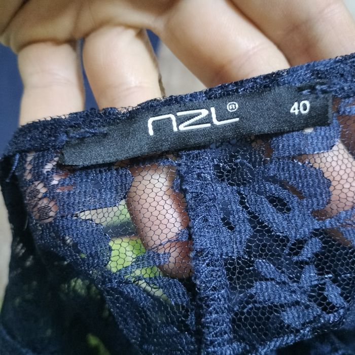 Платье б/у 1 раз  из гипюра. Турция