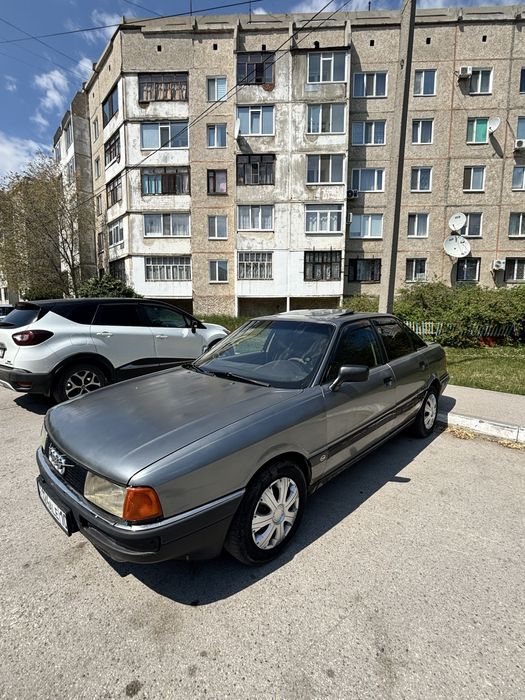 Продам машину Audi 80 b3