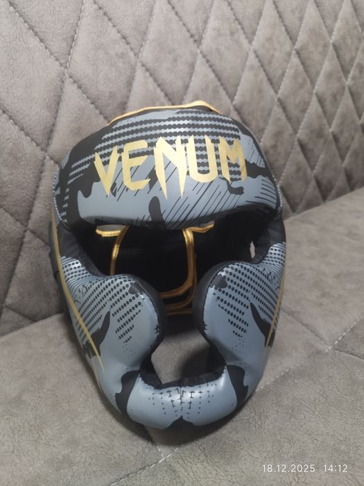 Шлем новый для боевых искусств