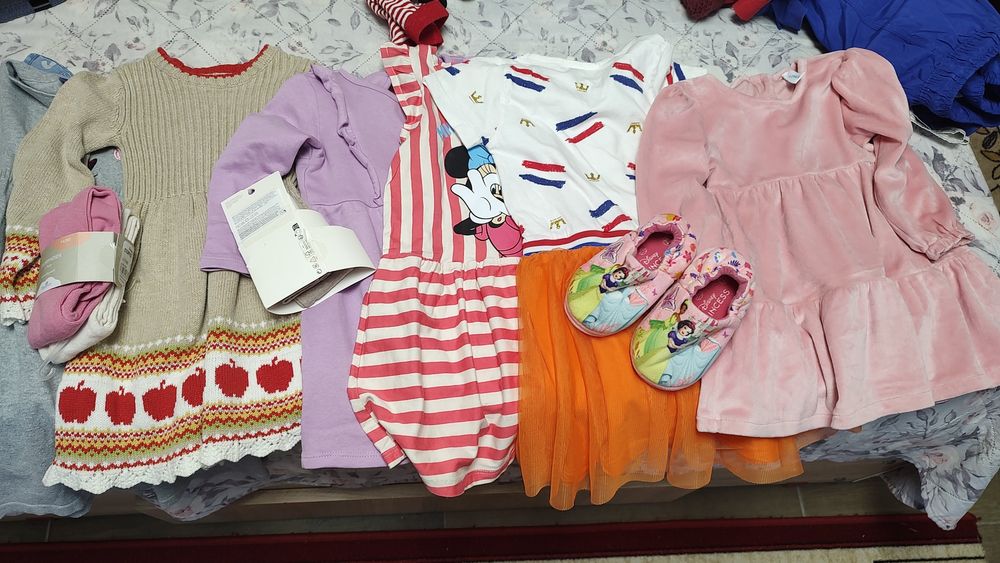 Vând lot de hăinuțe fetiță