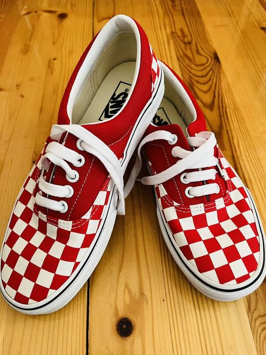 Кецове Ванс чисто нови 38.5 номер  Vans Era Checkerboard Racing Red