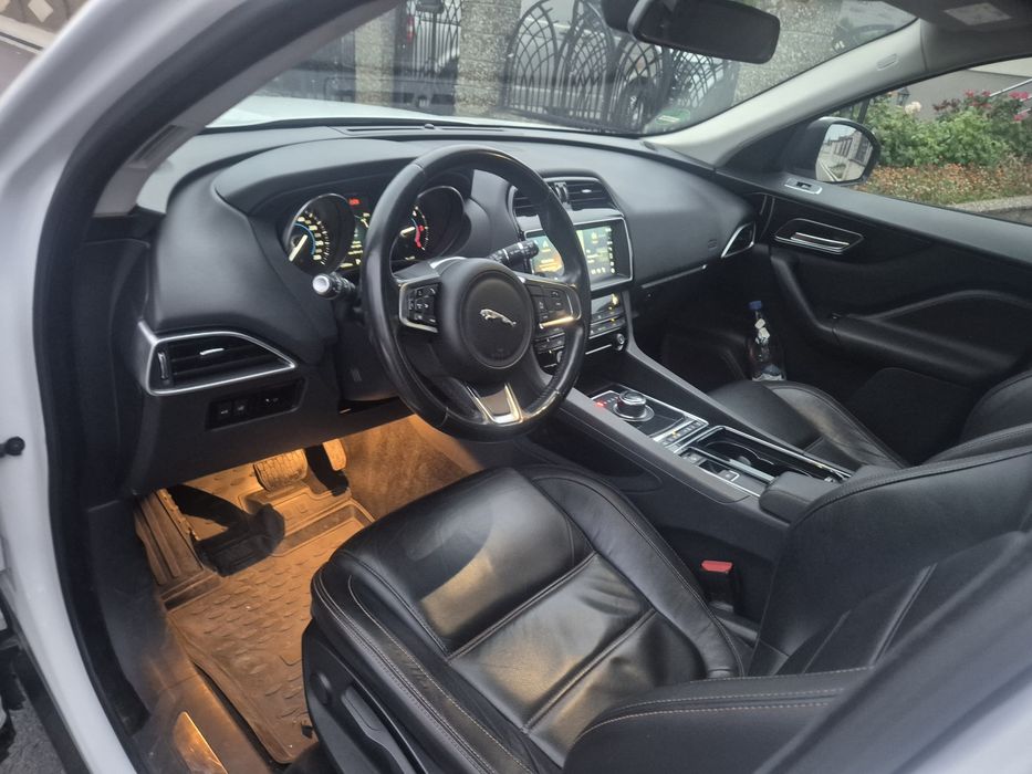 Jaguar F Pace 2.0 diesel 240 CP 2017 biturbo