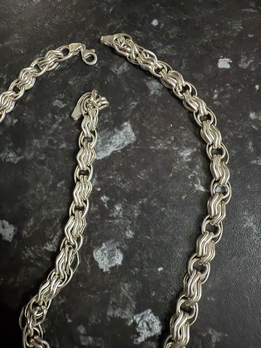 Сребърен ланец и гривна