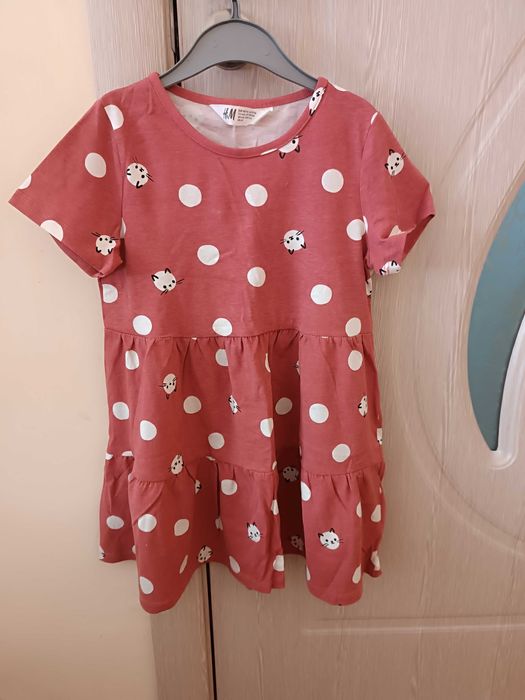 Роклички с дълъг и къс ръкав