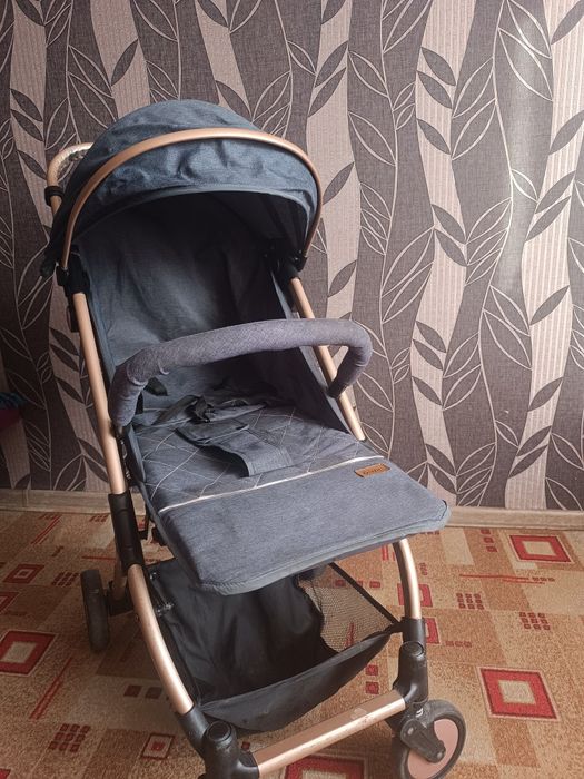 Отдам коляску за #5000