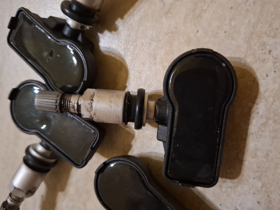 Датчици налягане гуми Форд,  TPMS, Hella