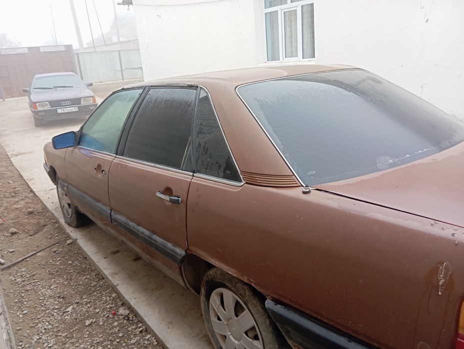 Машина Ауди с3,2,2 Атакет