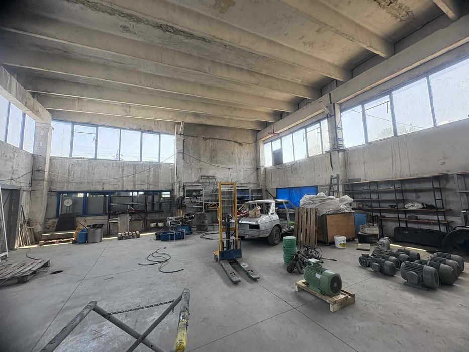 Дава се под наем Промишлена сграда в София, Военна рампа - 500 кв.м за 3500 € - Снимка #4