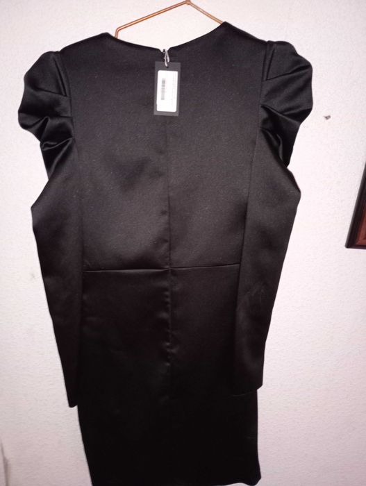 Черна рокля за церемония