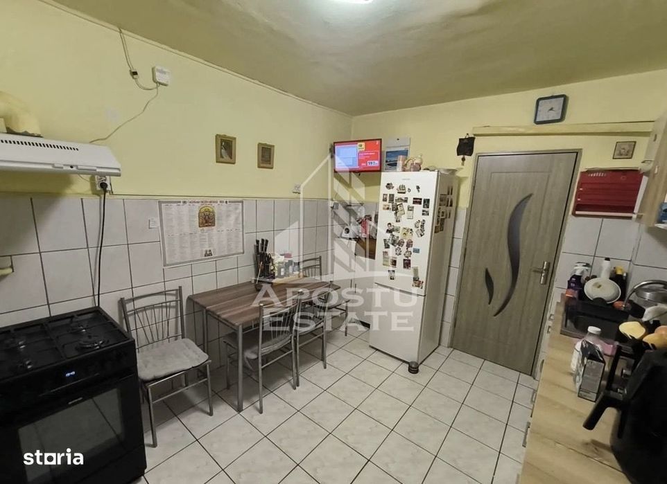 Apartament cu 3 camere de vanzare, zona Sagului, Timisoara