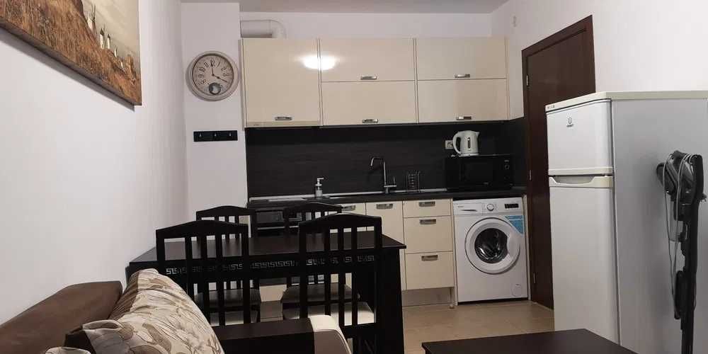 Дава се под наем Двустаен апартамент в Несебър - 42 кв.м за 250 € - Снимка #1