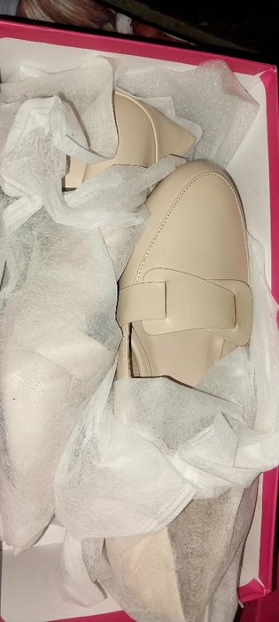 Женская обувь модная