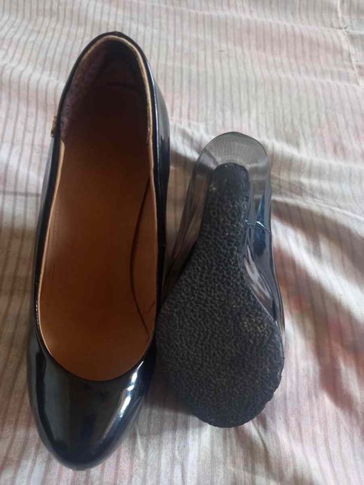 Туфли лодочки на танкетках