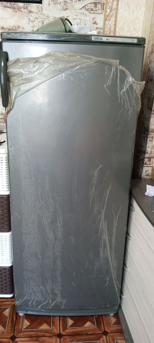 Продам морозильную камеру