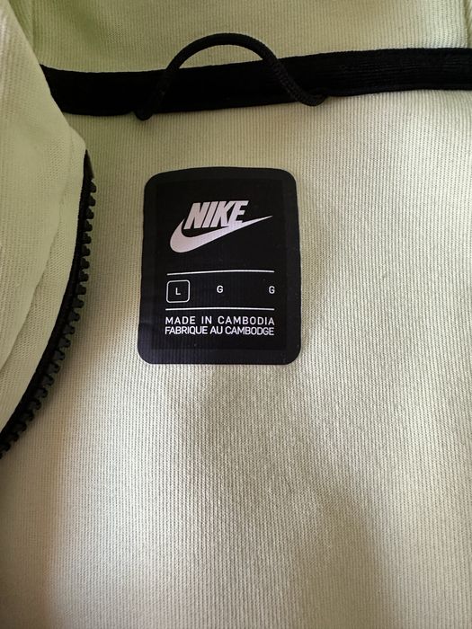 Nike Tech Lime (marimea L)